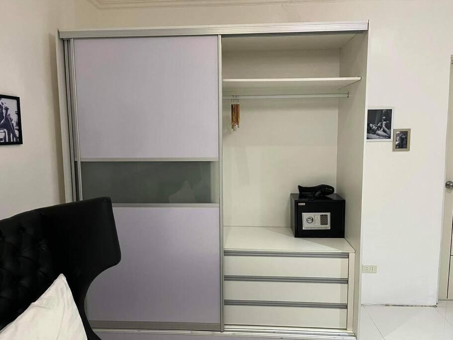 Kandi Big 1 Bedroom King Bed, Free Housekeeping, Wi-Fi Ángeles Exterior foto